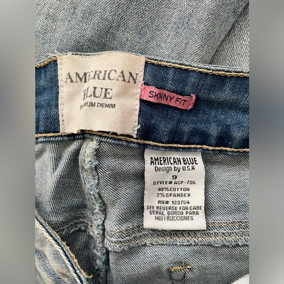 American Blue Light Wash Ripped Skinny Fit Jeans - size 9 - Picture 4 of 5